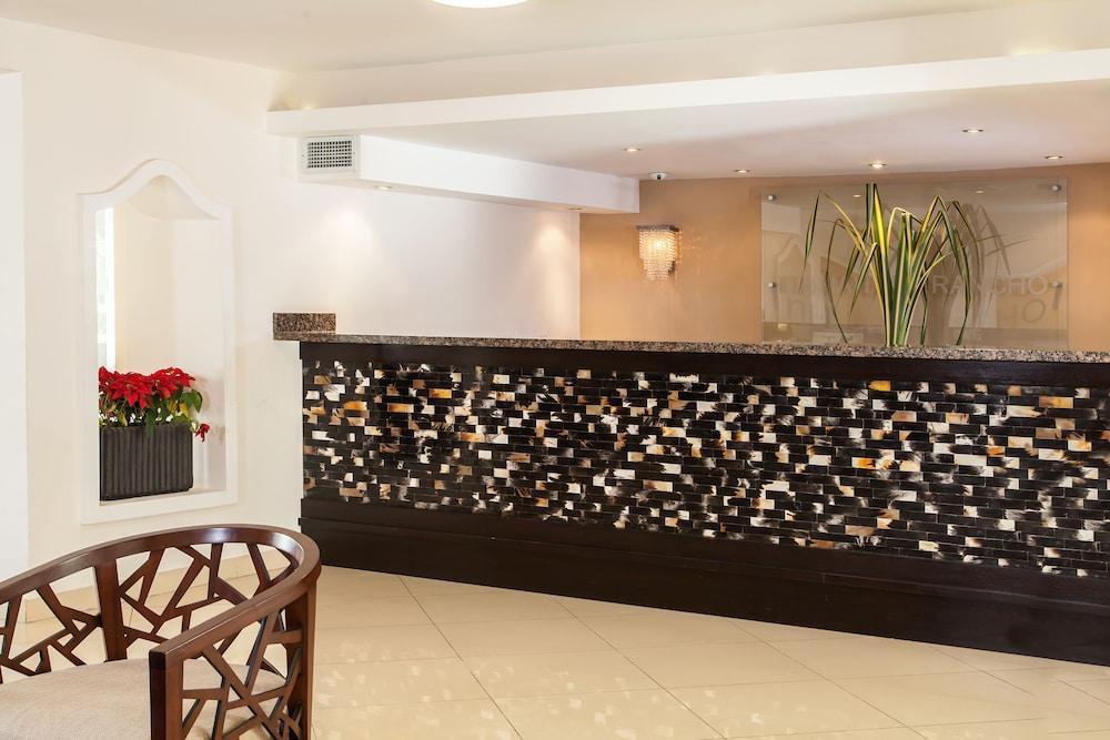 Nh Haiti El Rancho ポルトープランス エクステリア 写真