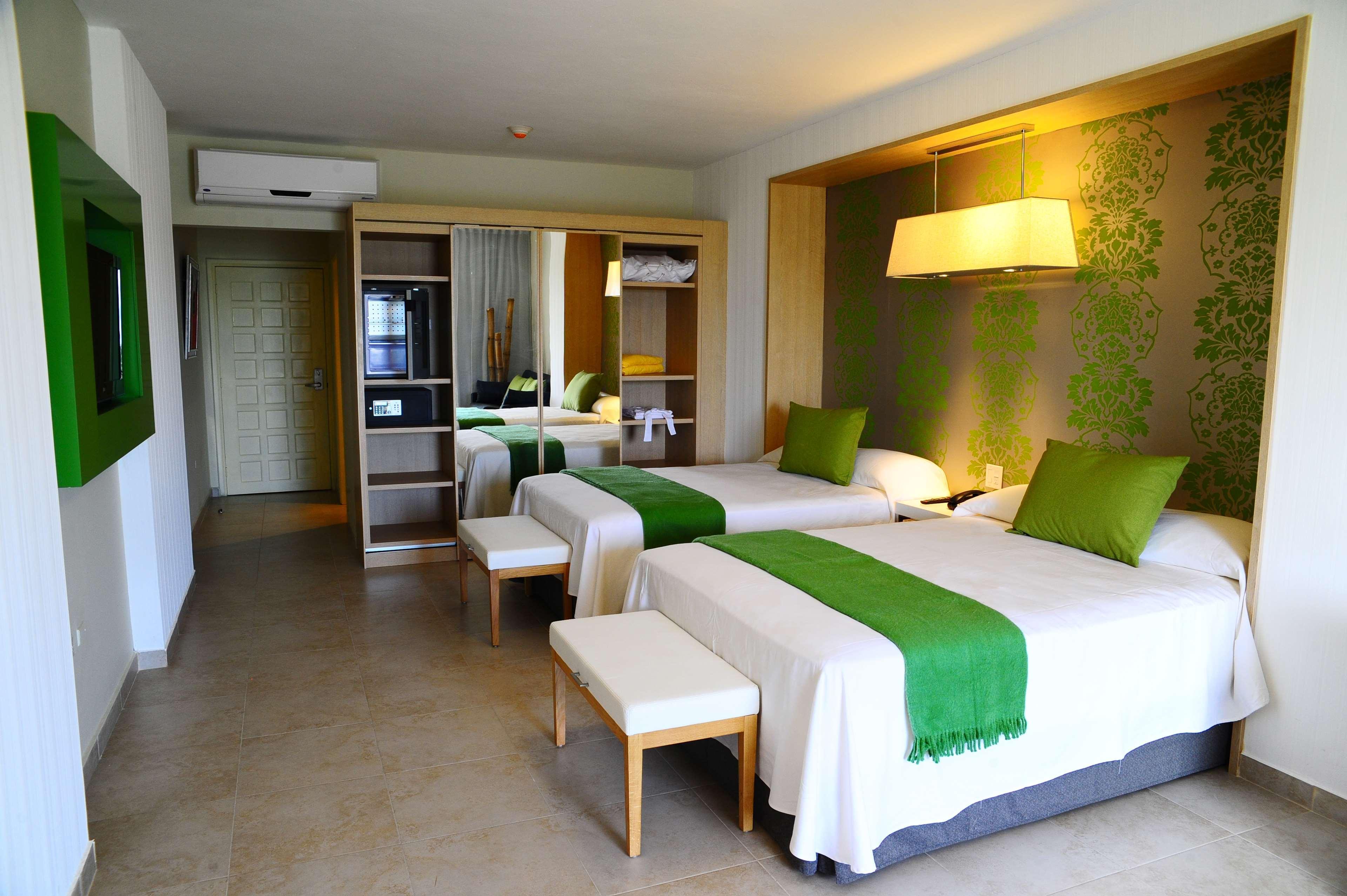 Nh Haiti El Rancho ポルトープランス エクステリア 写真