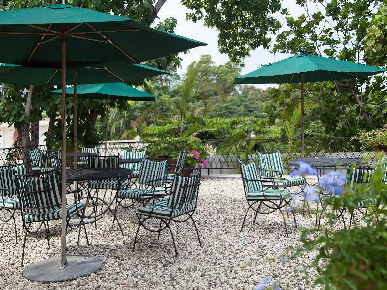 Nh Haiti El Rancho ポルトープランス エクステリア 写真